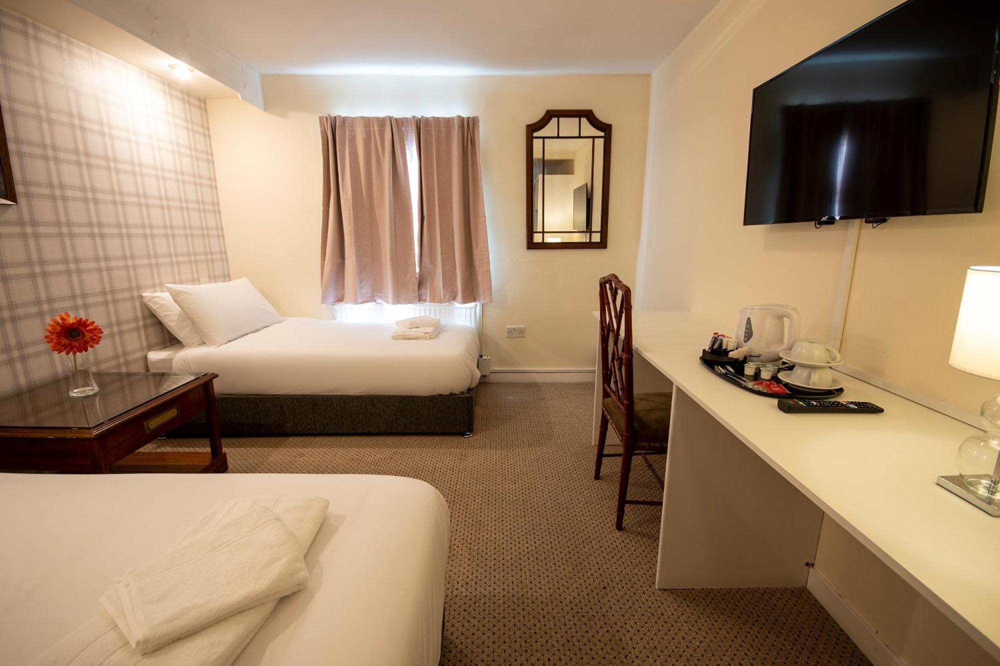 Douglas Arms Hotel by Paymán Club Castle Douglas Quarto foto